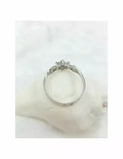 Shop Anillo flor circonitas de oro blanco 18k - T.11 Anillos De Oro Blanco|Anillos De Oro