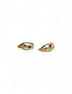 Sale Pendientes en hoja calada con tres circonitas oro 18k Pendientes De Oro